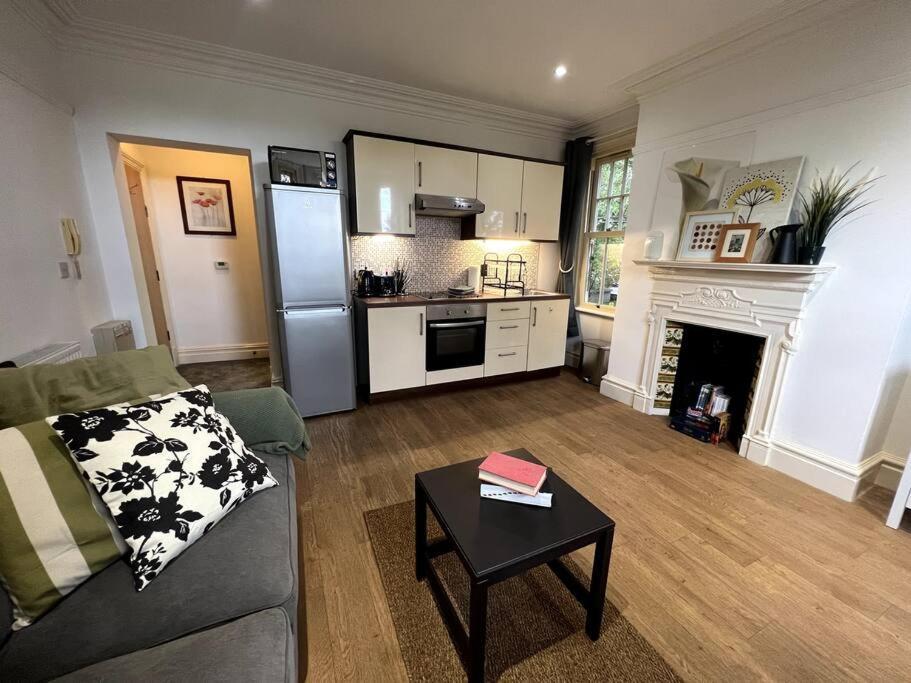 멜튼모우브레이 The Burley At Scalford House 아파트 외부 사진